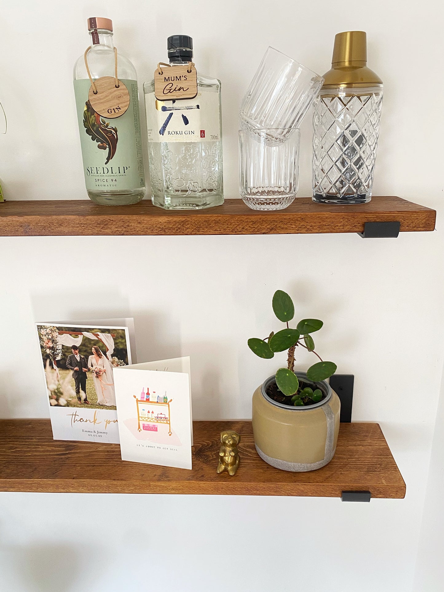 The Bracket shelf - WALNUT