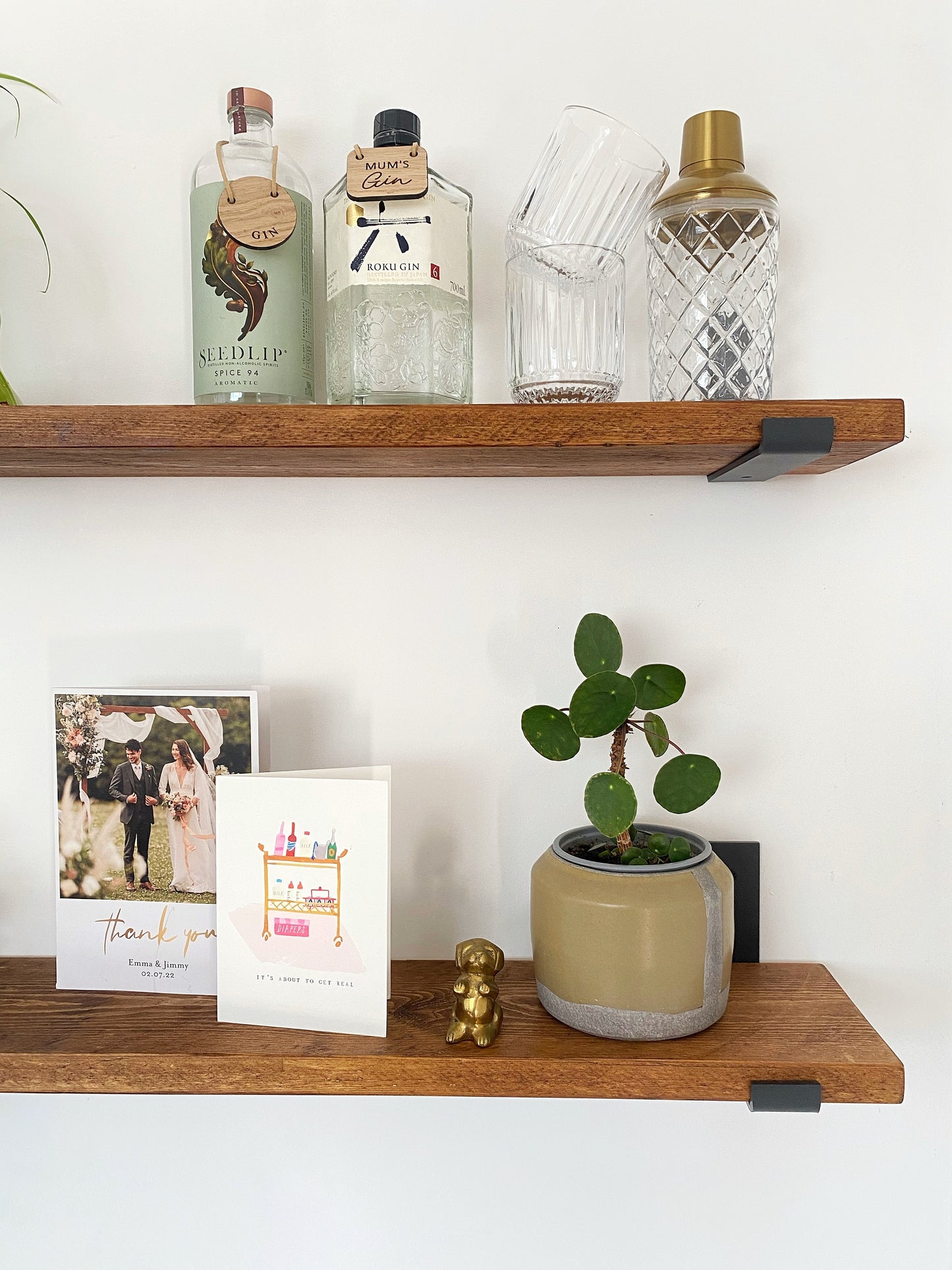The Bracket shelf  - WALNUT