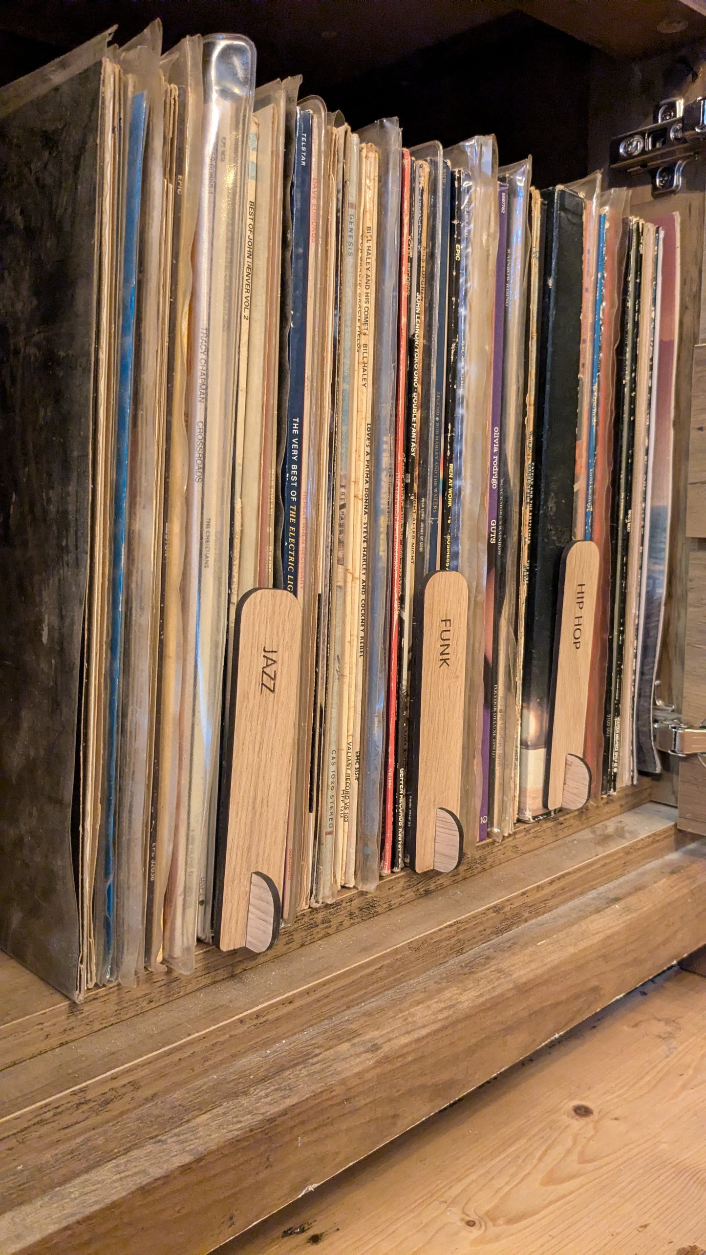 Front Facing Vinyl Record Dividers